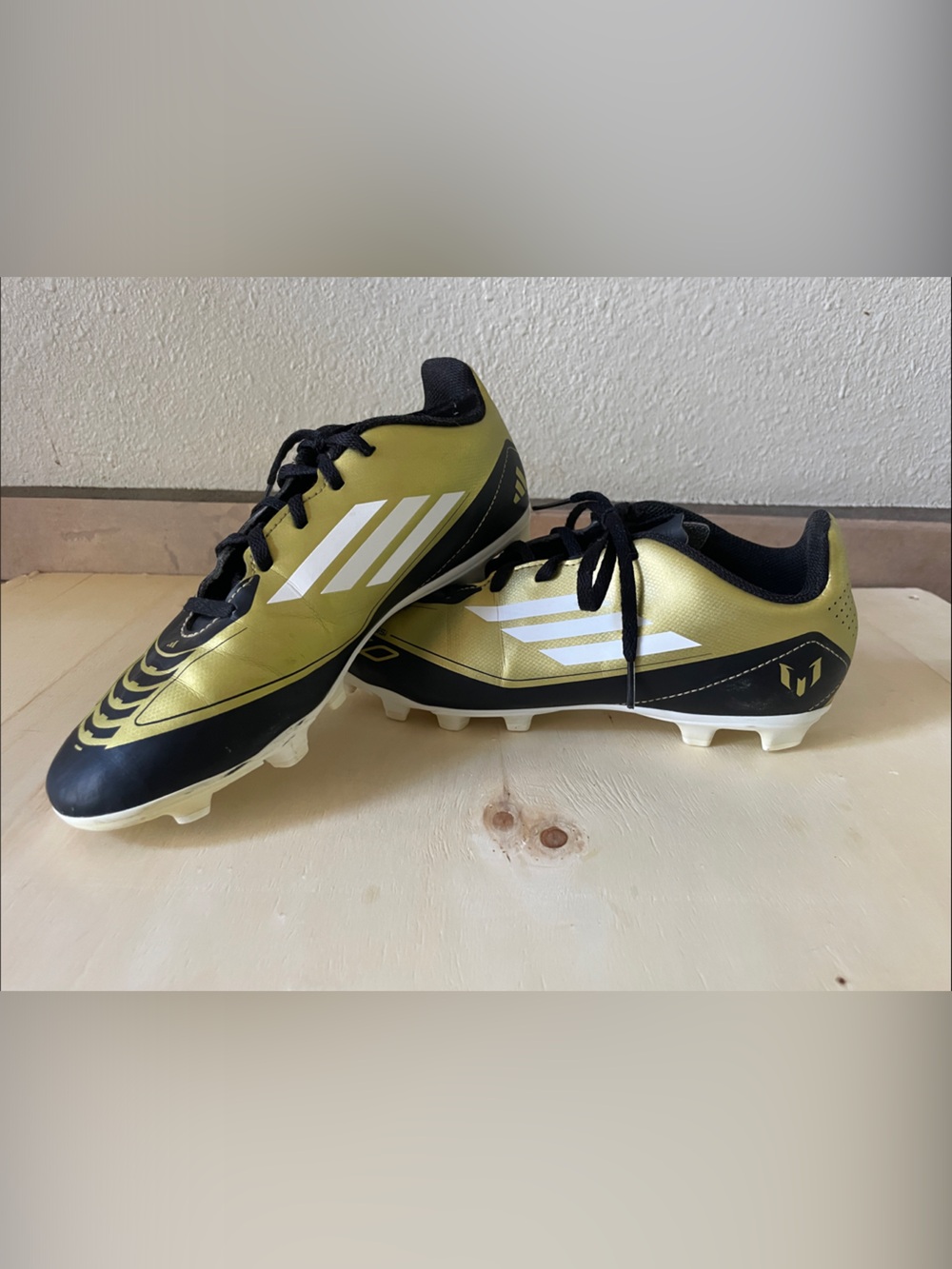 Adidas Messi F50 Kids Soccer Cleats in Metallic Gold and Black
